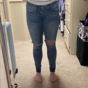 Ripped American eagle jeggings